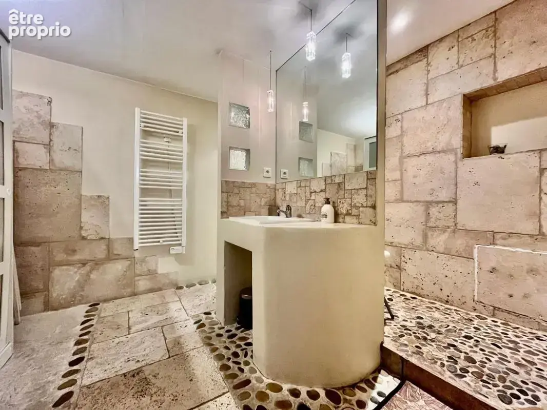 Avignon centre - lot de 2 appartements meublés - fort potentiel locatif - photo 6