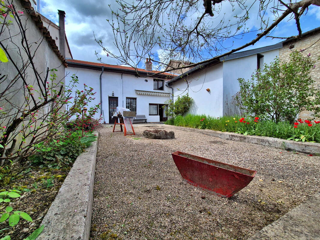 Maison à RIGNY-LA-SALLE