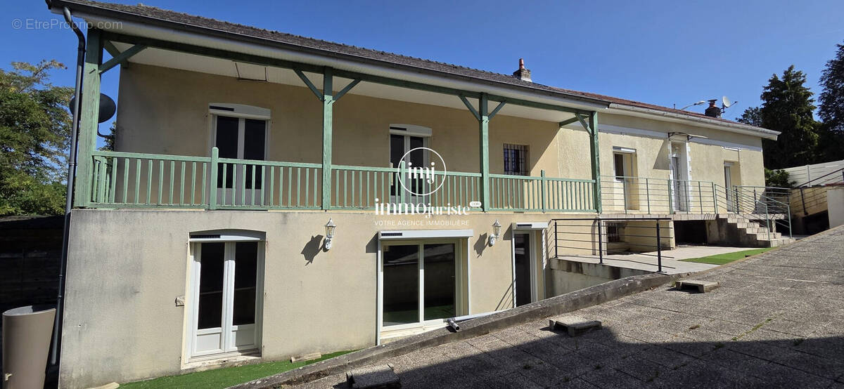 Maison à COUZEIX