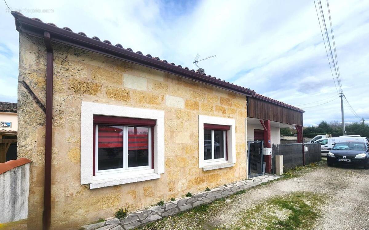 Maison à VIRSAC
