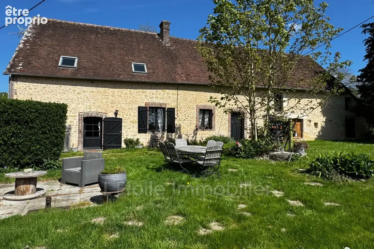 Maison à SAINT-AUBIN-DE-COURTERAIE