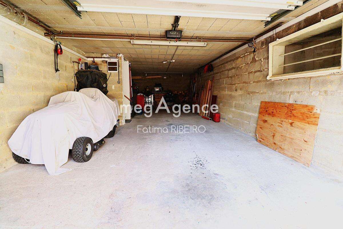 Maison à COULOMMIERS