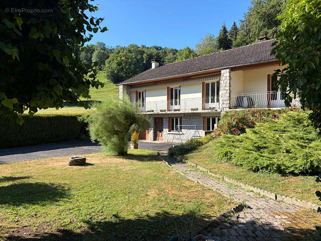 maison 5 chambres aux portes d'Aurillac - photo 6