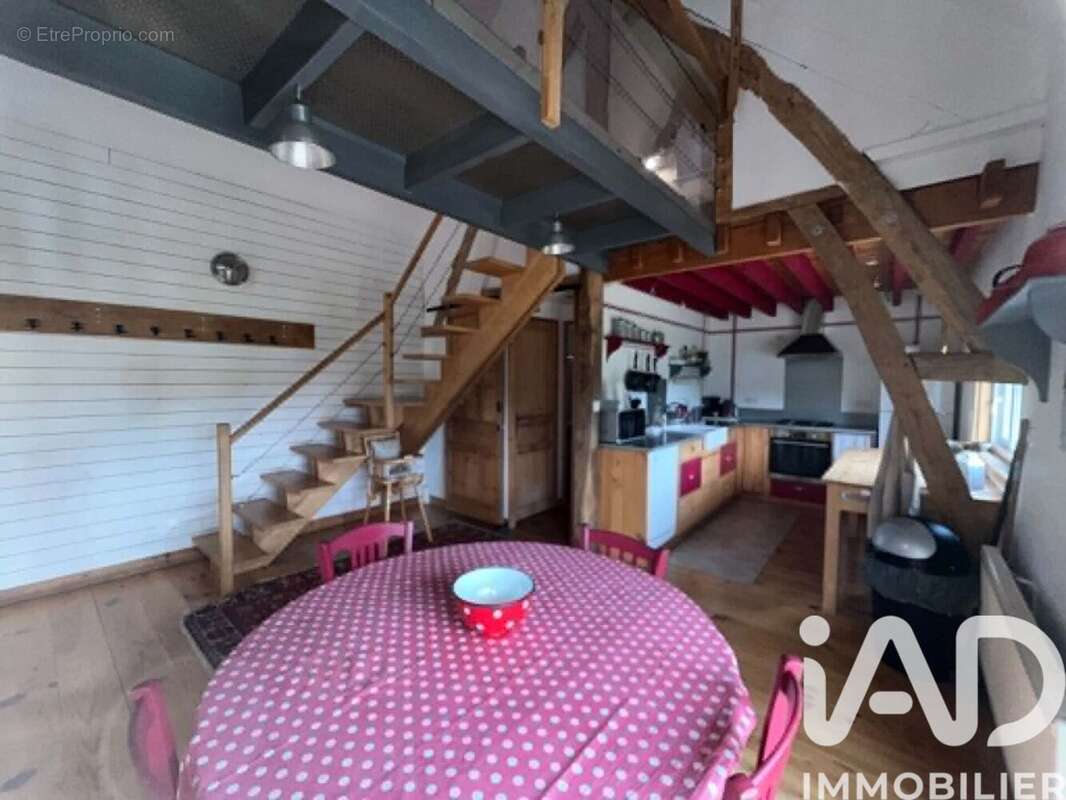 Maison 127 m² à Haudricourt  - photo 9