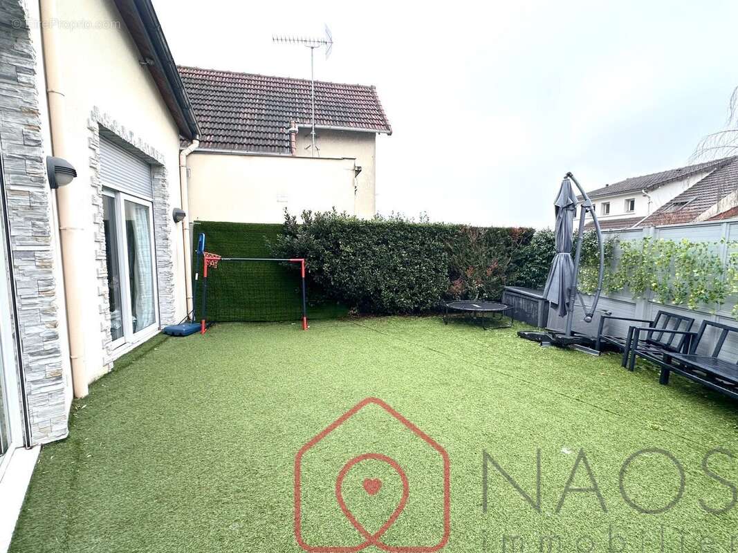 Maison à LE PLESSIS-ROBINSON