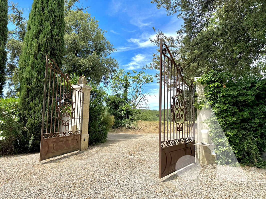 Maison à DRAGUIGNAN