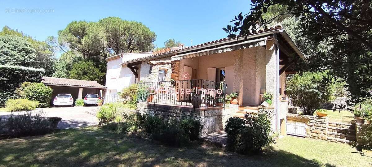 Maison à BAGNOLS-SUR-CEZE