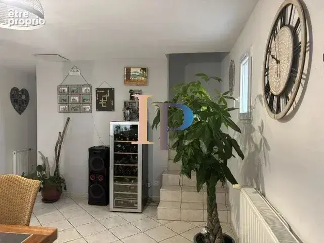 Charlieu 2 mn- maison en parfait etat 5 chambres - photo 13