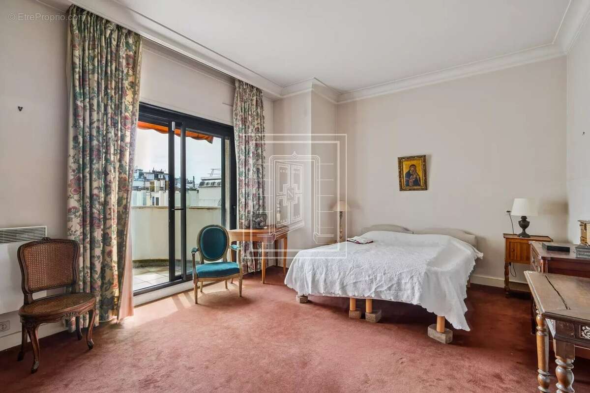 Appartement à BOULOGNE-BILLANCOURT