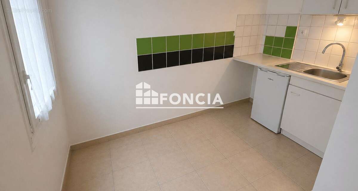 Appartement à PARIS-20E