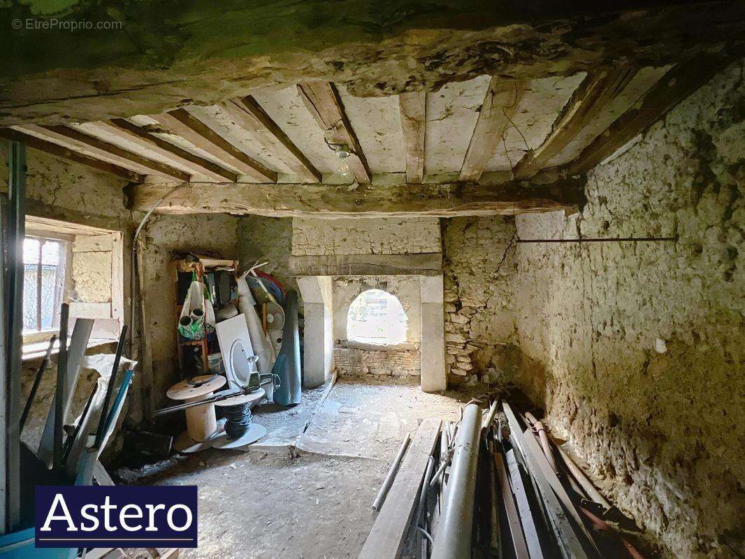 Maison à NOYAL-CHATILLON-SUR-SEICHE