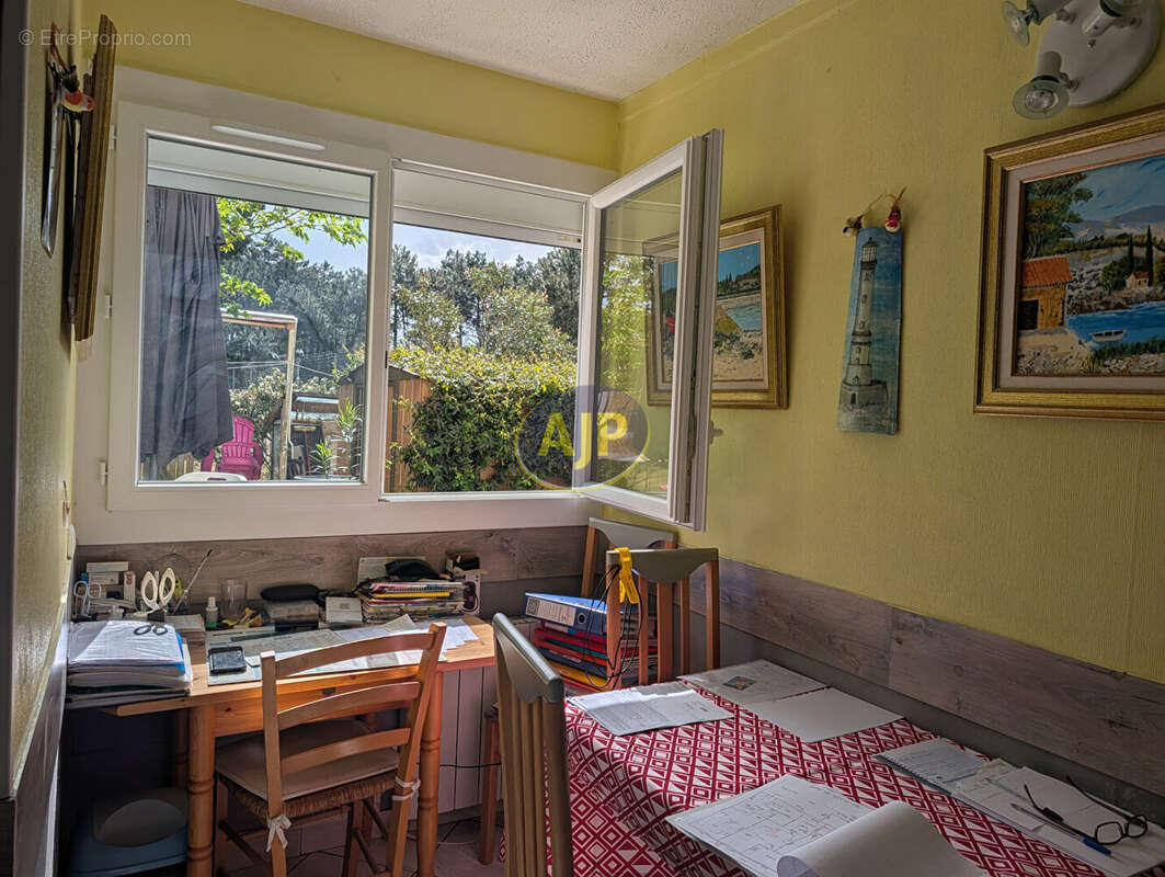 Appartement à LE VERDON-SUR-MER