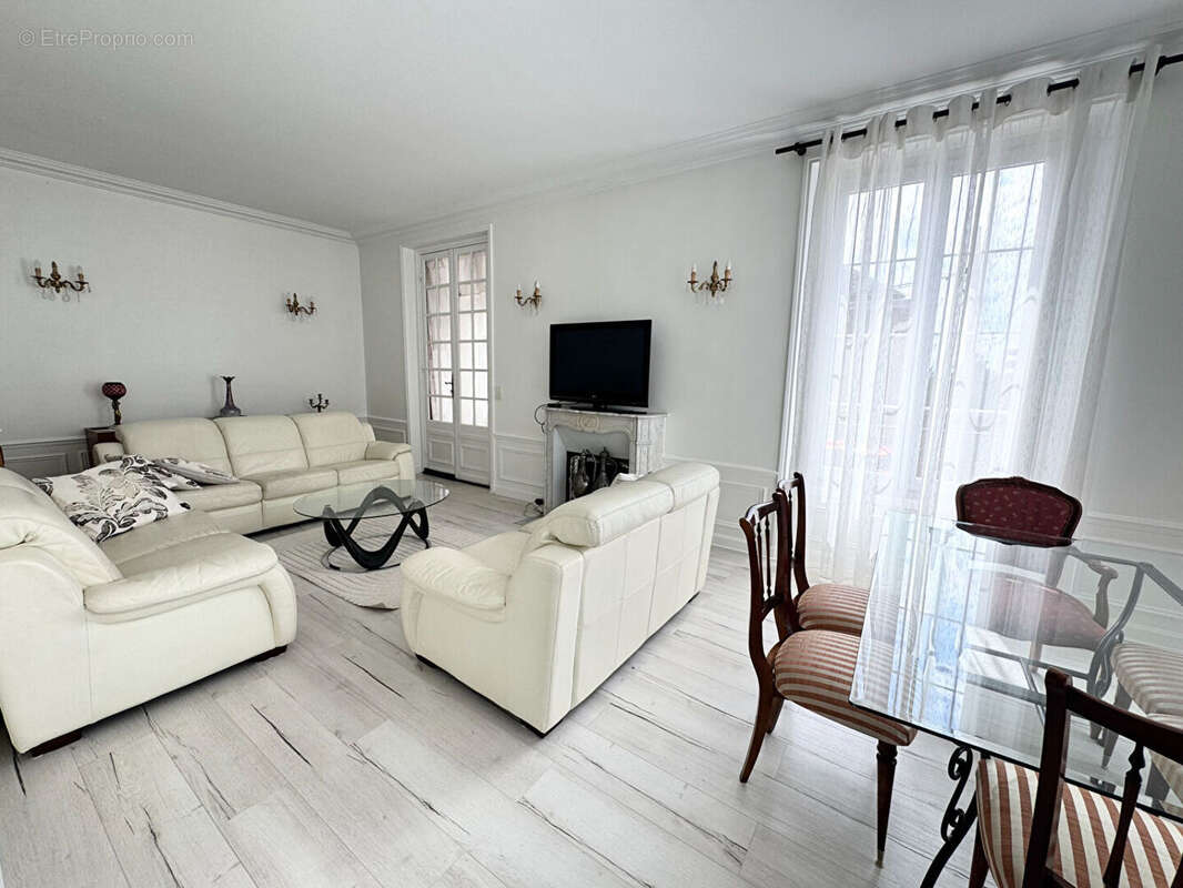 Maison à VILLIERS-LE-BEL