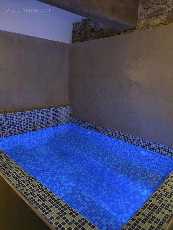 Maison à SAINT-ANDRE-DE-MAJENCOULES