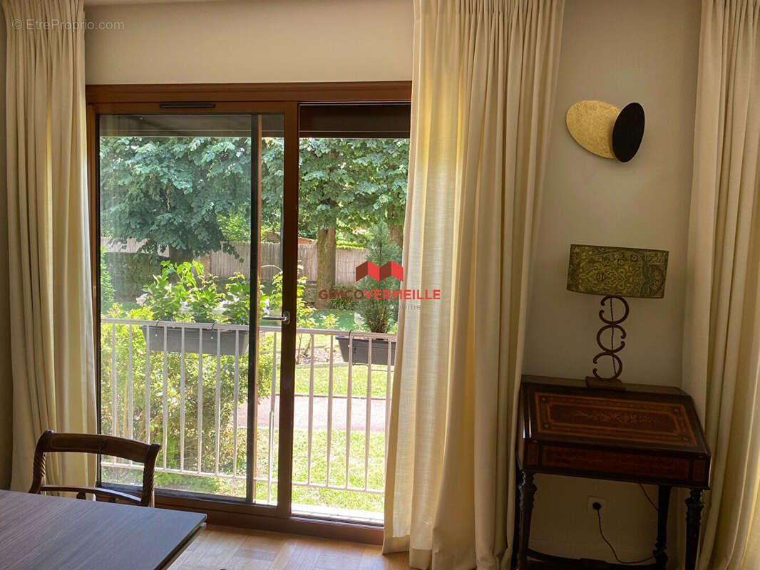 Appartement à VAUCRESSON