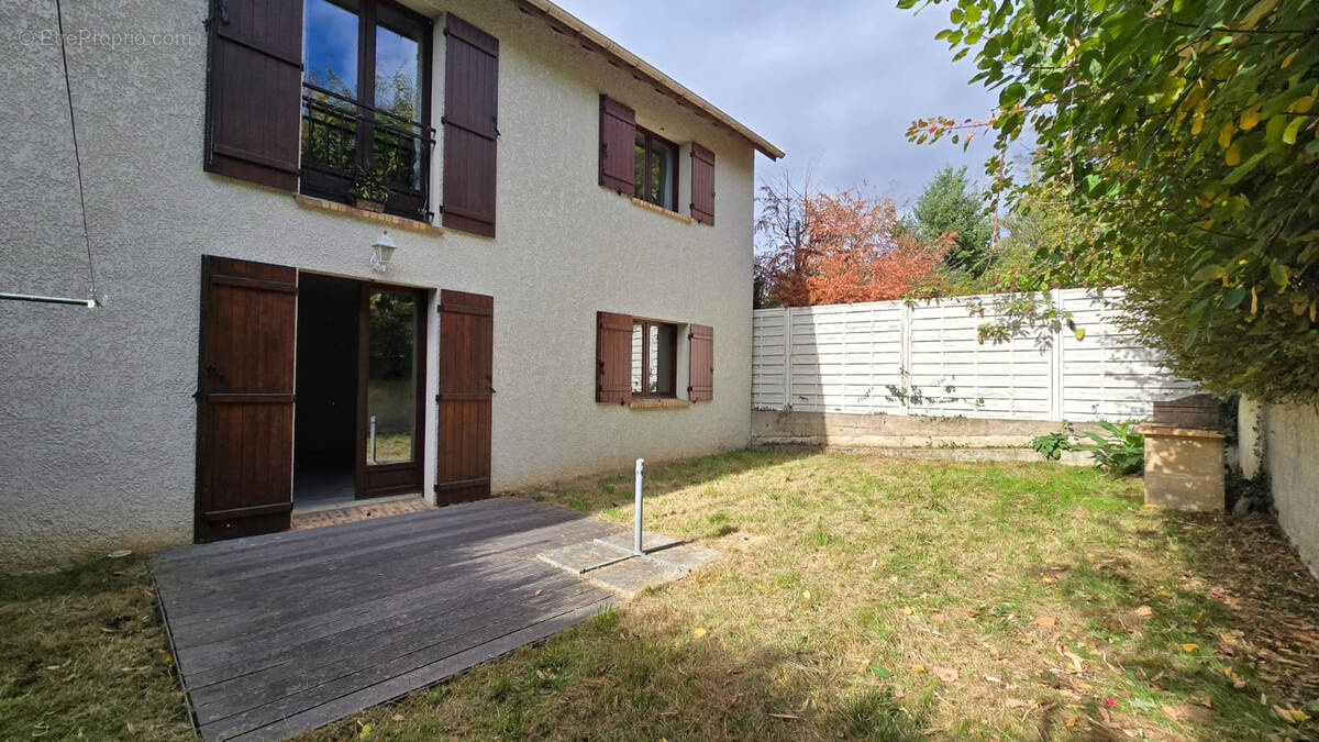 Appartement à FORGES-LES-BAINS