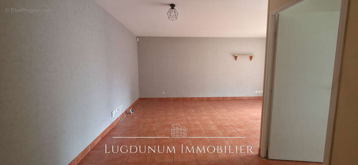 Appartement à LYON-9E