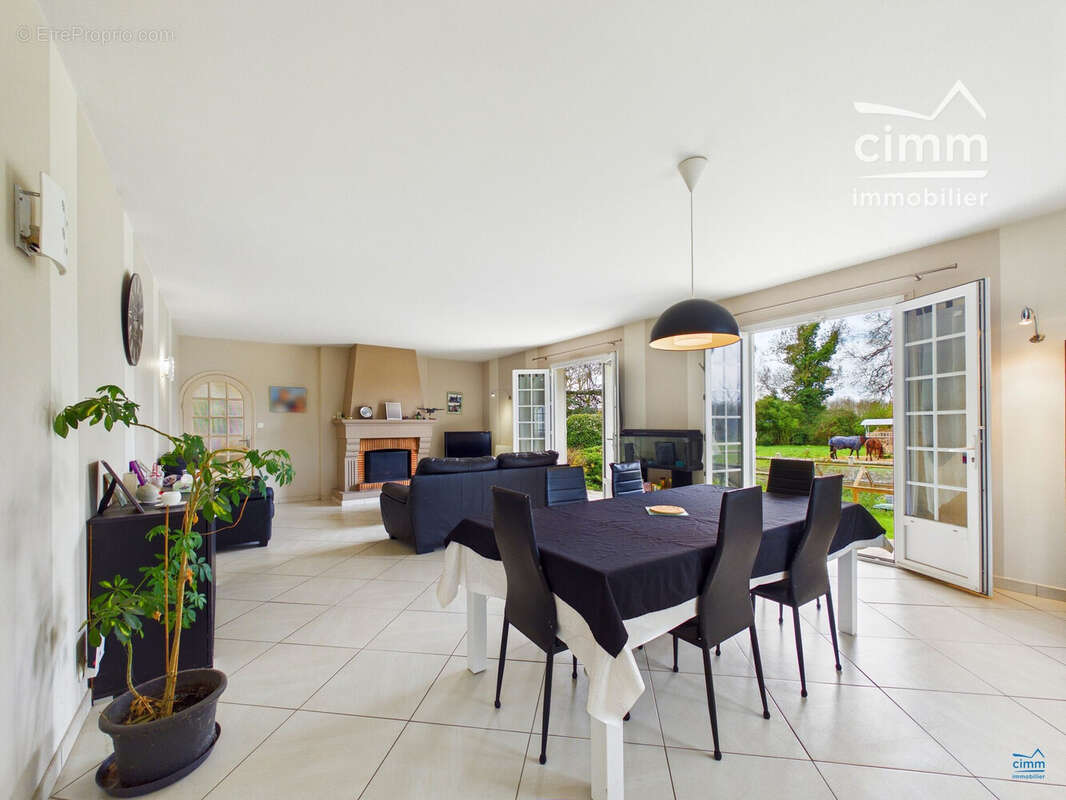 Maison 177 m² à Neuille  - photo 5