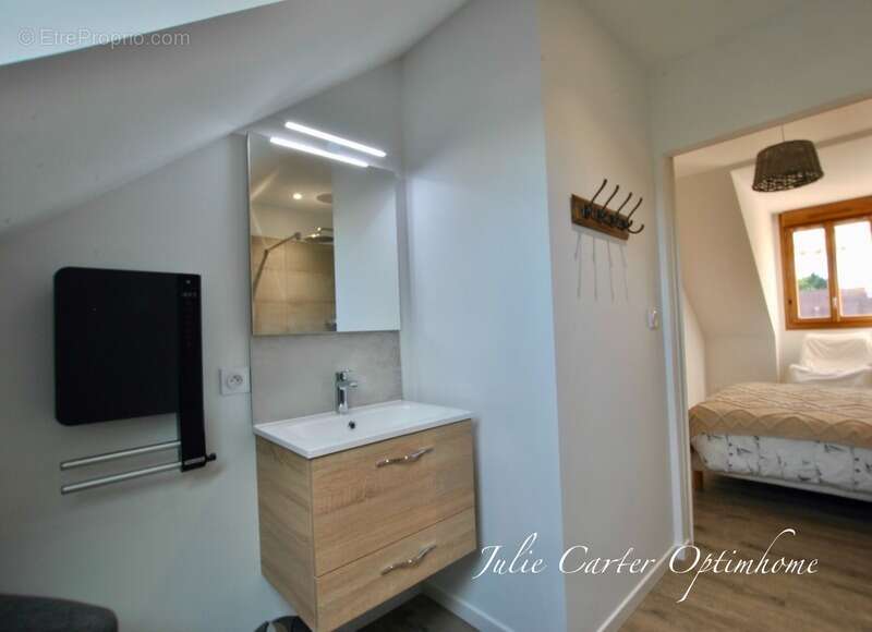 Maison à COURTILLERS