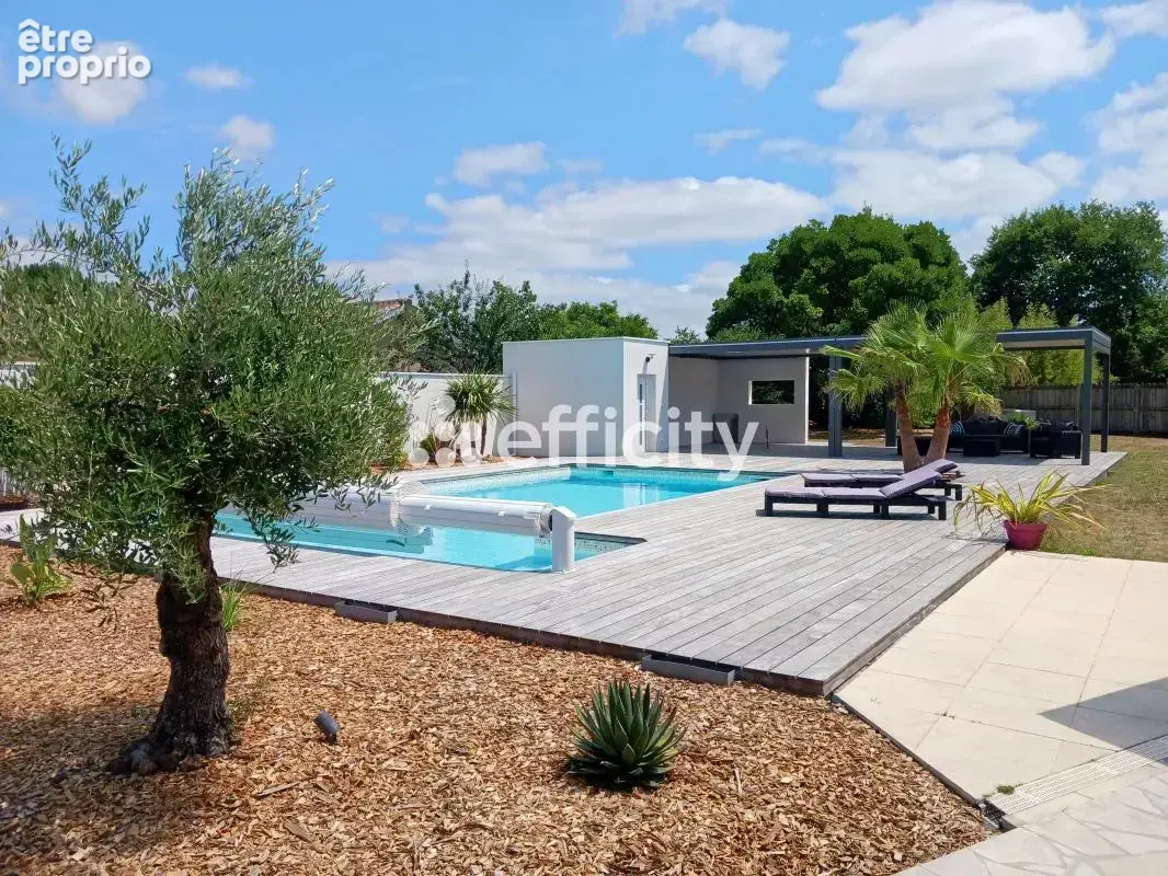 Maison 162 m² à Pessac  - photo 2
