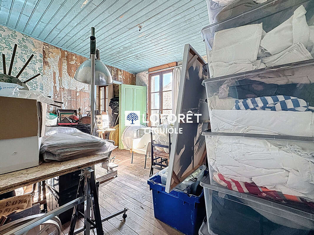 Maison à MUR-DE-BARREZ