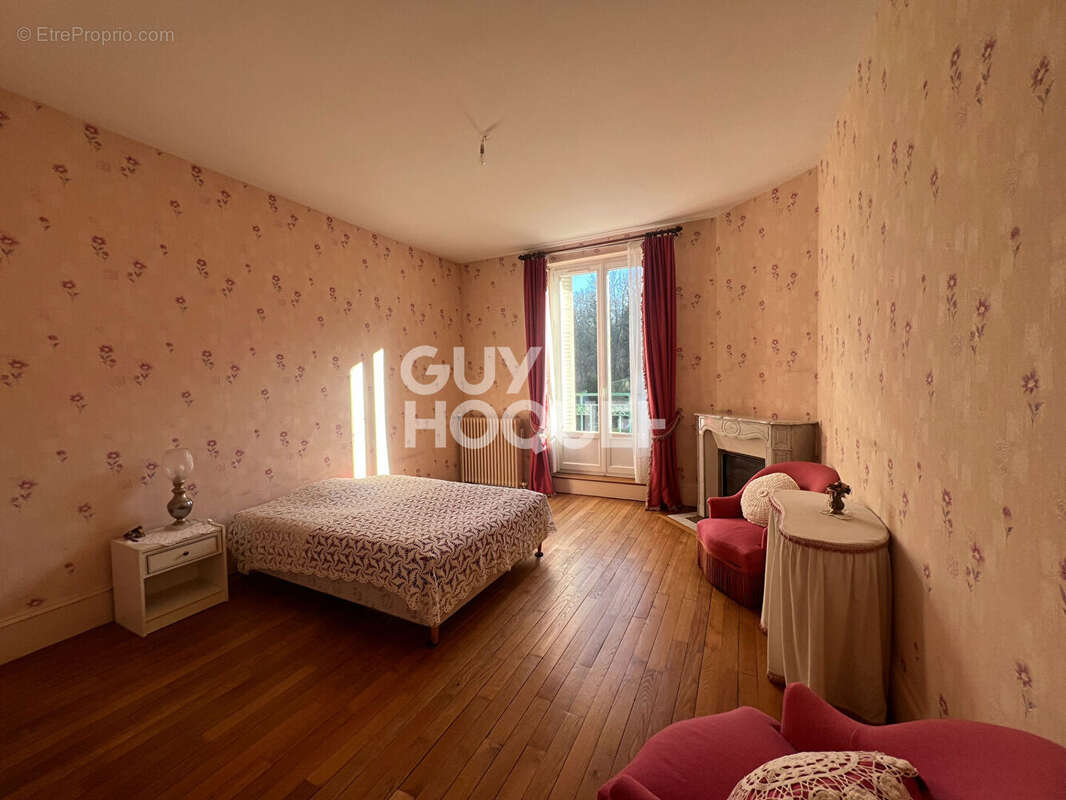 Maison à MILLY-LA-FORET