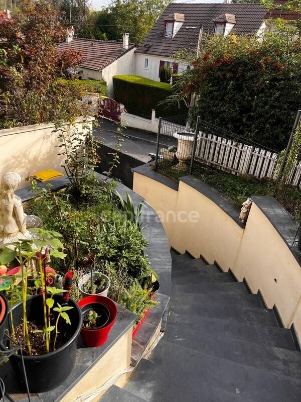 Maison à GOUSSAINVILLE