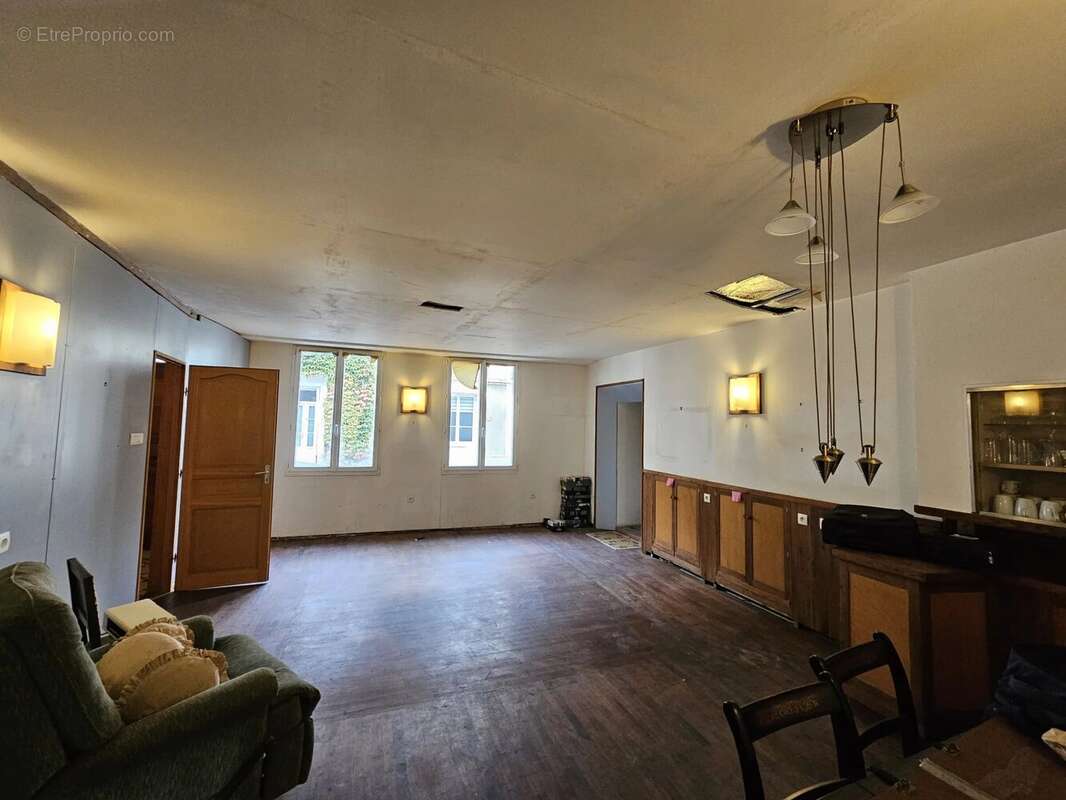 Maison à SAINT-CLAUD