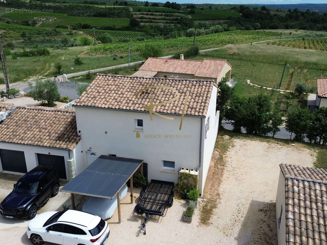 Maison à BARJAC