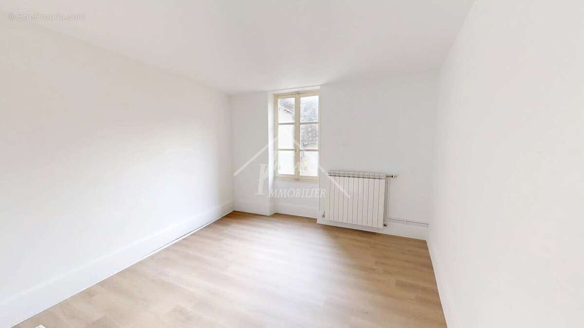 Maison à BOURBON-L'ARCHAMBAULT