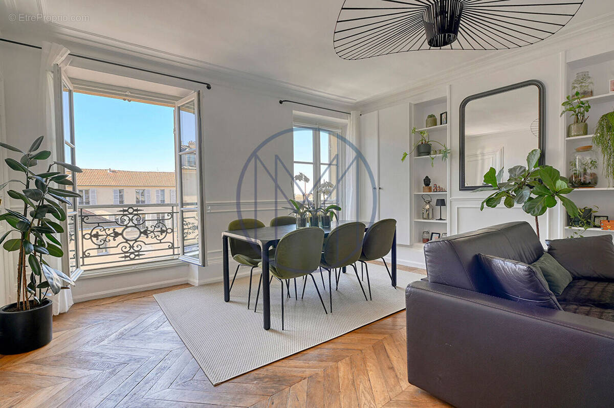 Appartement à VERSAILLES