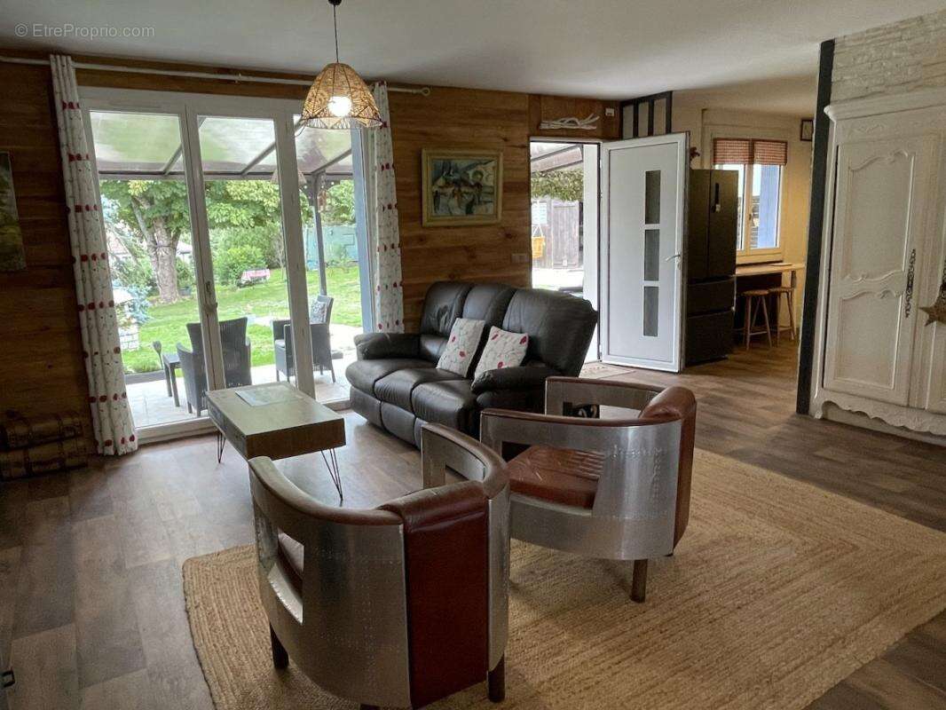 Maison à COLONDANNES