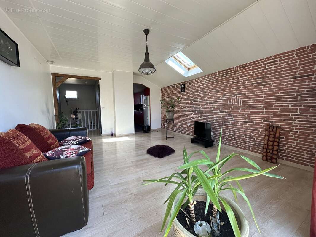Appartement à MEYTHET