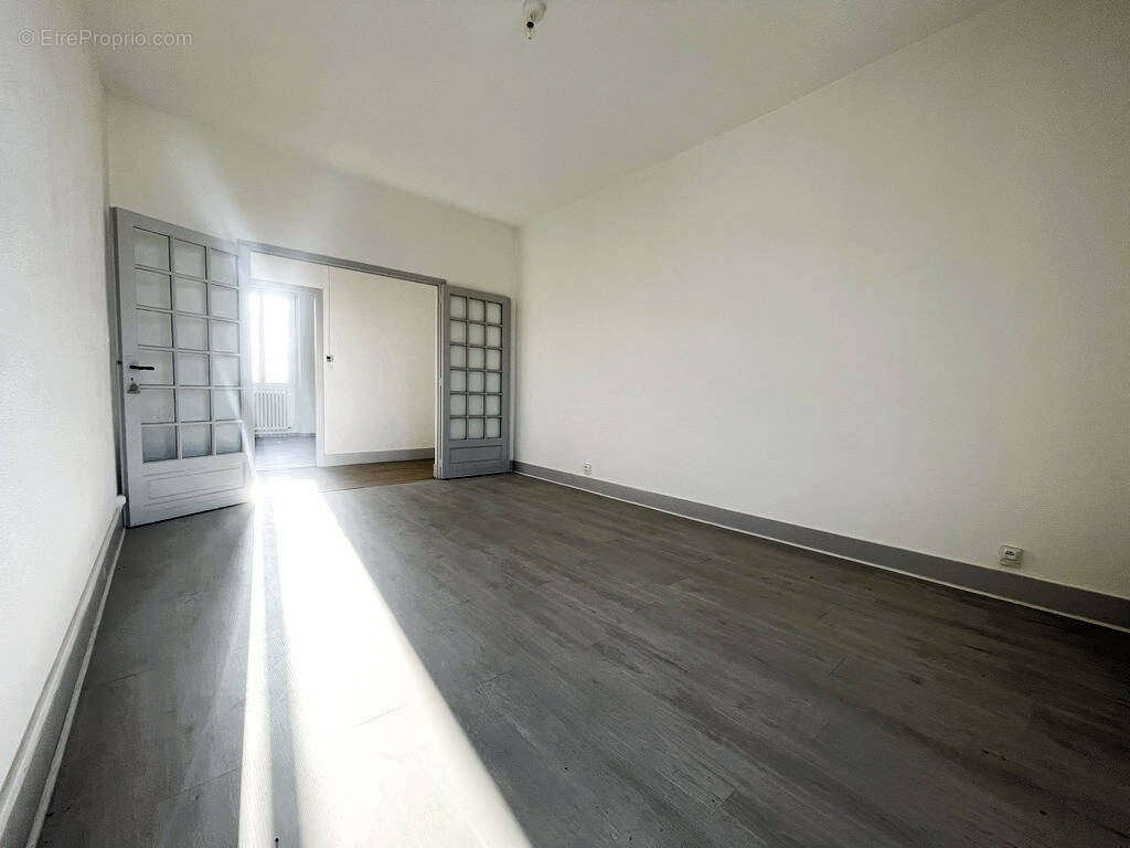 Appartement à VILLARD-BONNOT