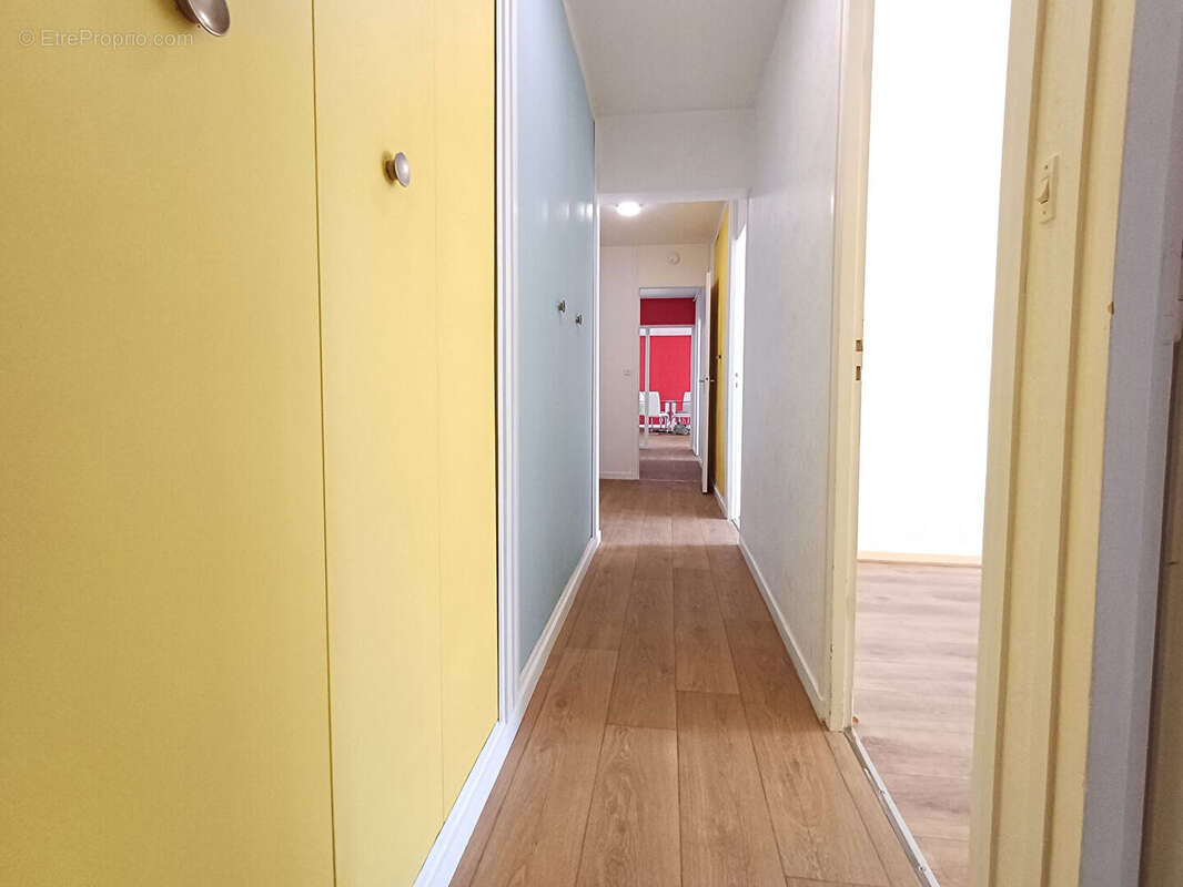 Appartement 3 chambres à vendre La Roche sur Yon - photo 8