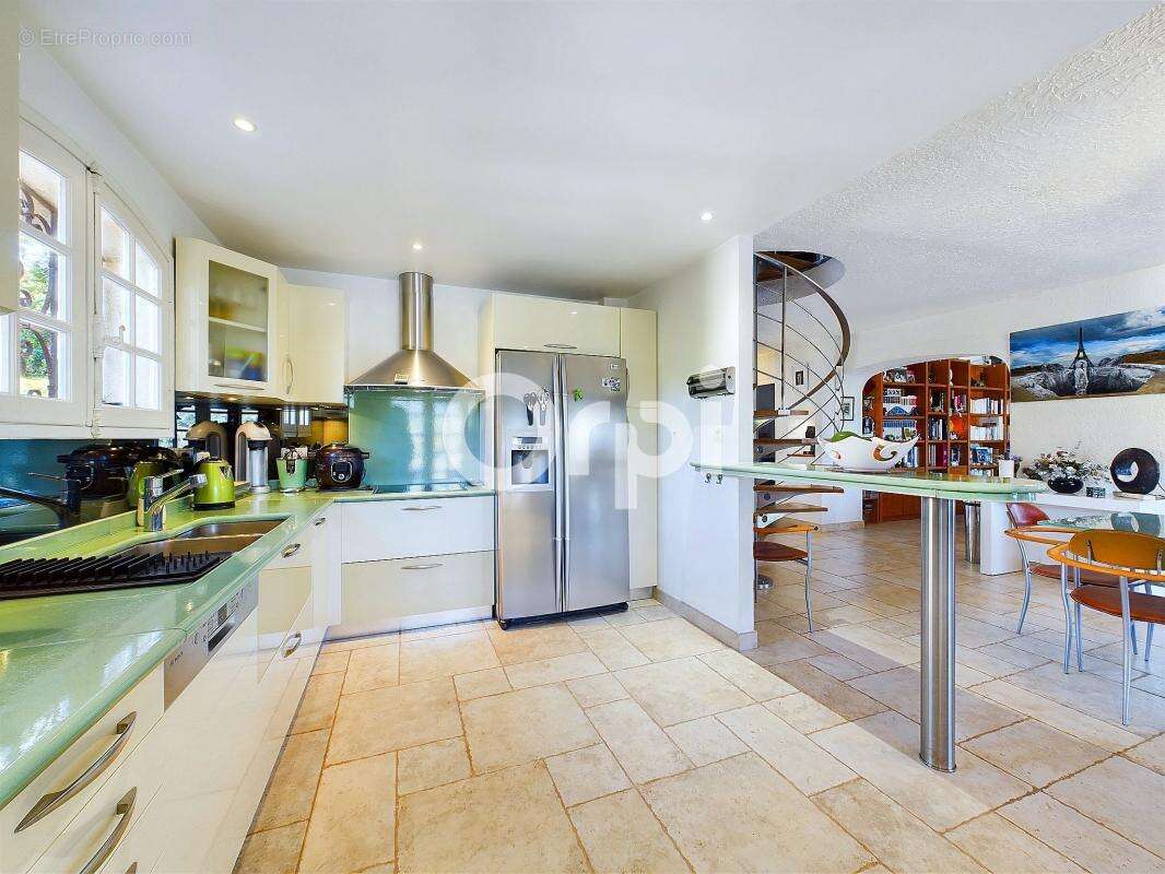 Domaine résidentiel recherché face au golf de barbossi - appartement indépendant amis 42 m2 terrain 1575 m2 avec piscine et plag - photo 15