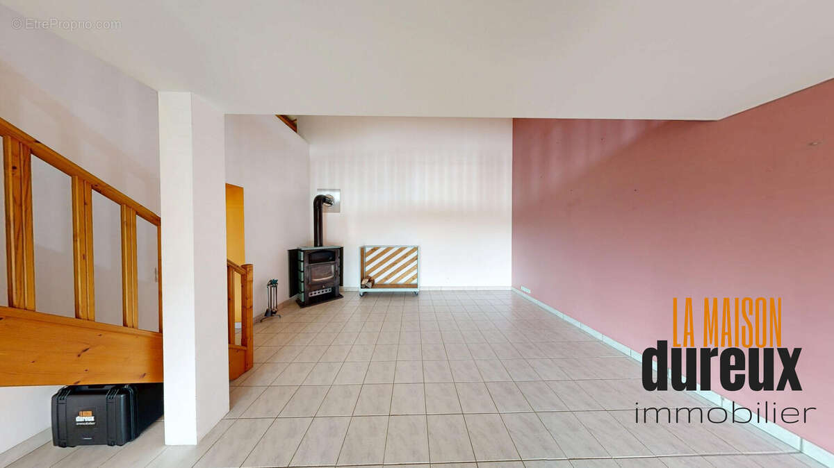 Maison à PIERRECOURT