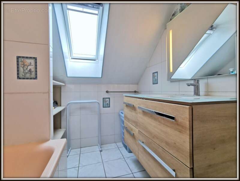 Maison à SERAINCOURT