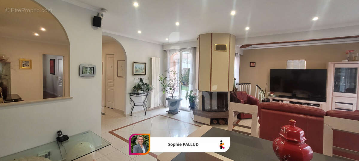 Maison à AULNAY-SOUS-BOIS