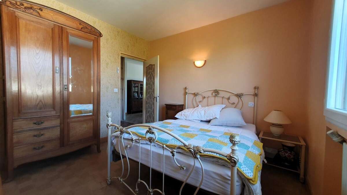 Maison à LESCURE-JAOUL