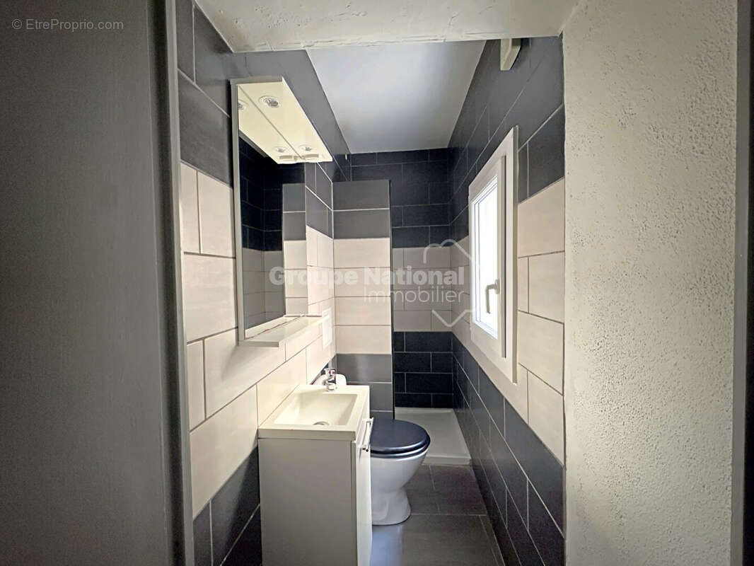 Appartement à ARAMON