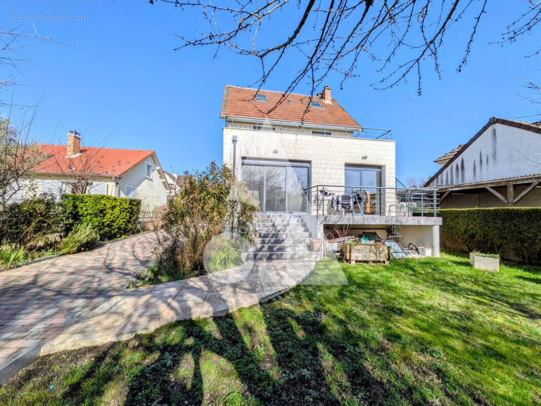 Maison à CORMEILLES-EN-PARISIS