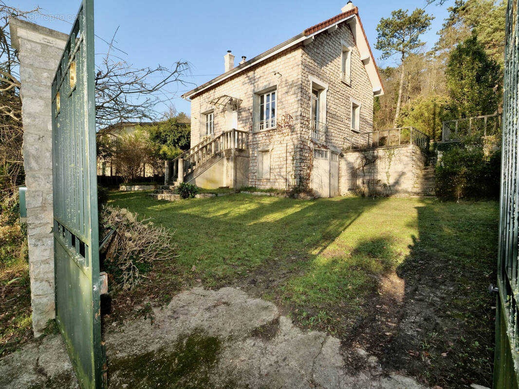 Maison à SOUPPES-SUR-LOING