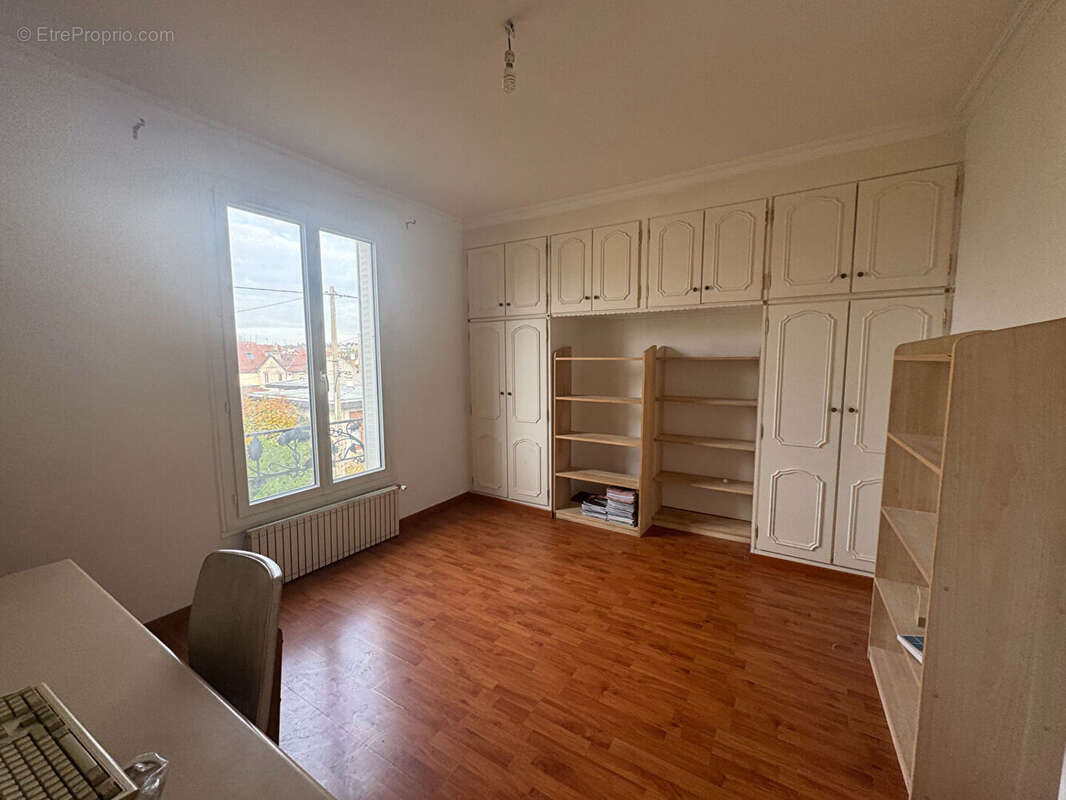 Maison à VILLEMOMBLE