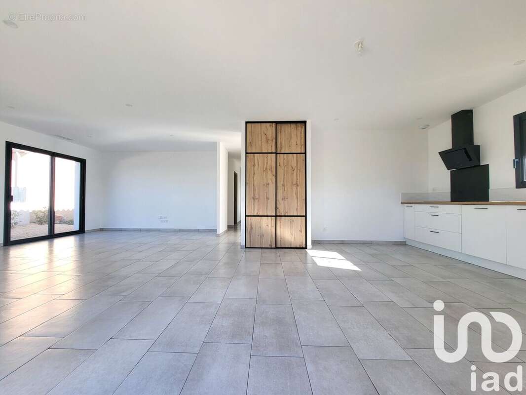 Photo 5 - Maison à ROUBIA