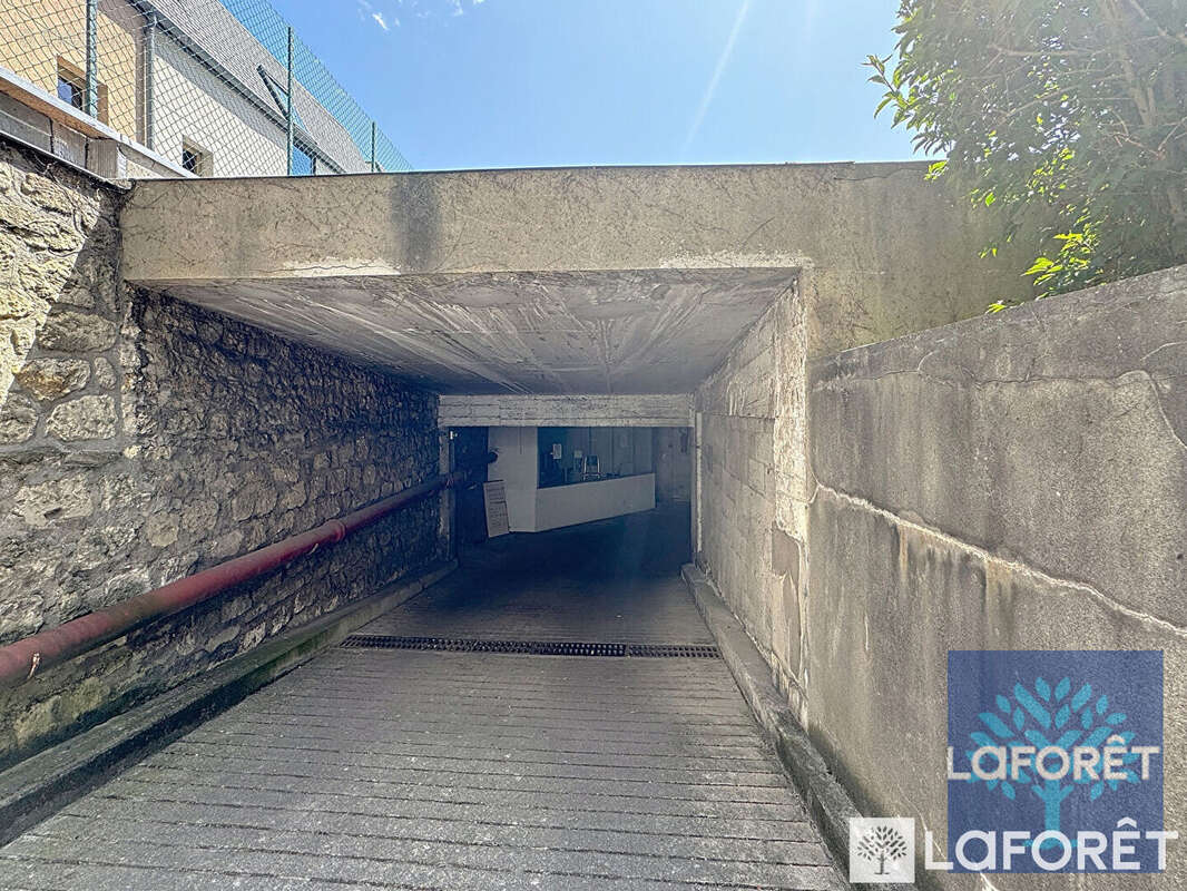 Parking à VINCENNES