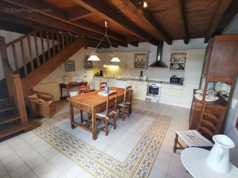 Maison à ALVIGNAC