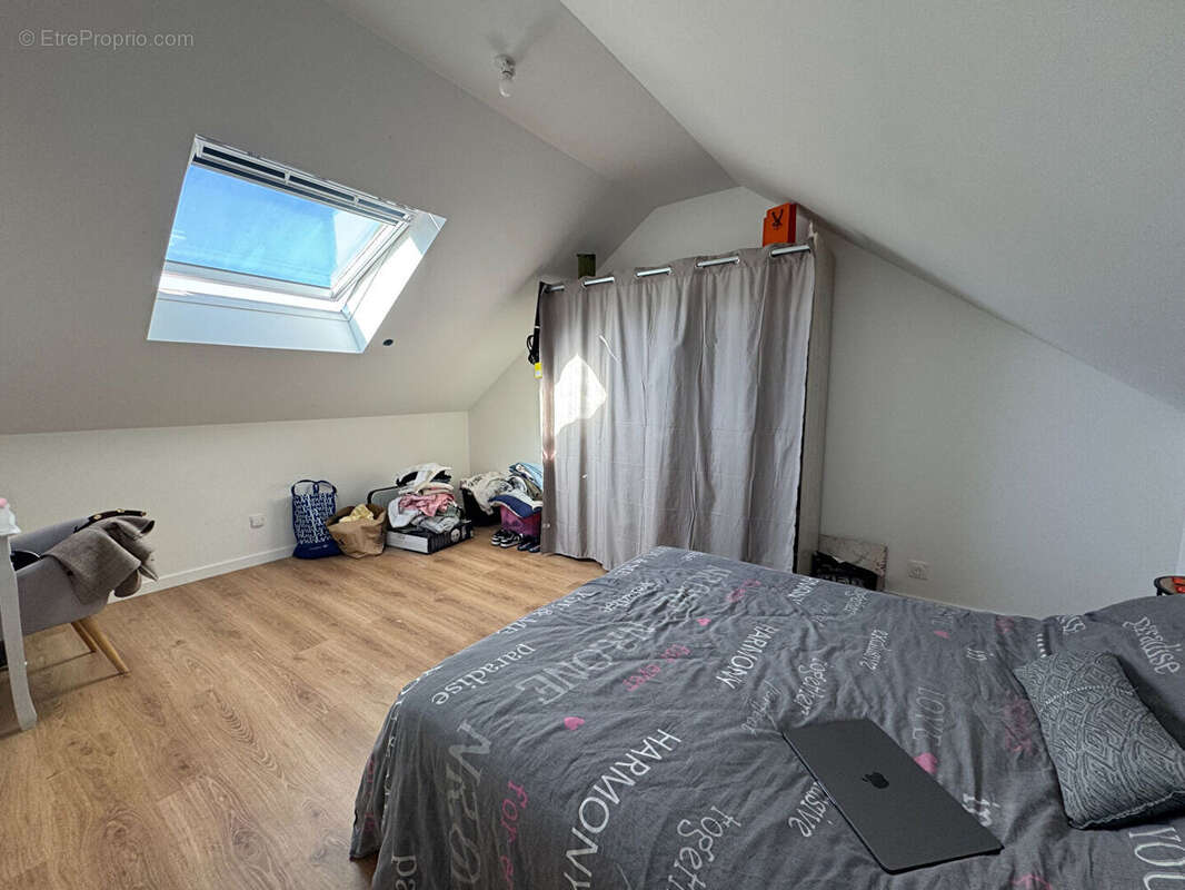 Maison à SARTROUVILLE