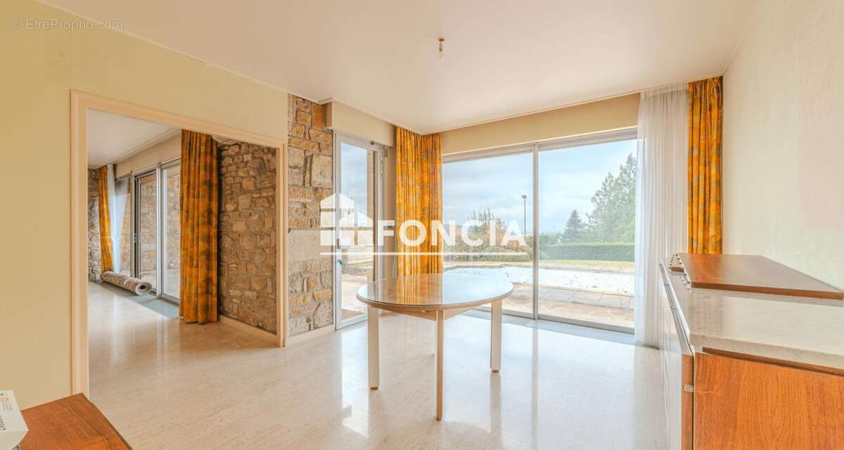 Maison à AMBERIEU-EN-BUGEY