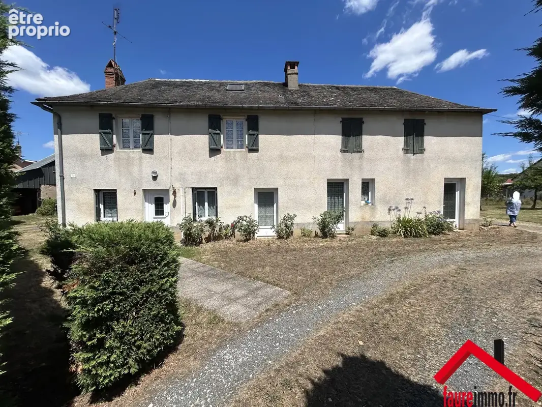 Maison à MANSAC